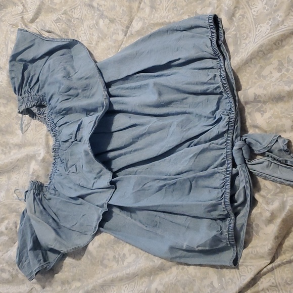 Express off the shoulder western top - Picture 2 of 3